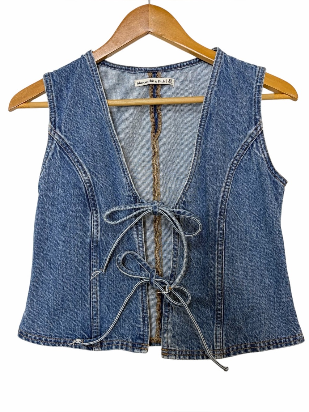 Abercrombie & Fitch tie-front denim vest